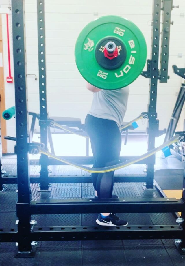 It’s not important how heavy you lift as long as you move forward. 

We all have different journeys, injuries & lifting experience. 

We all have to start somehow.

One of my clients is smashing her back squat.👏👏👏

#weightlifting #strenghttrainingforwoman #eastbourne #getstronger #liftheavy #backsquat